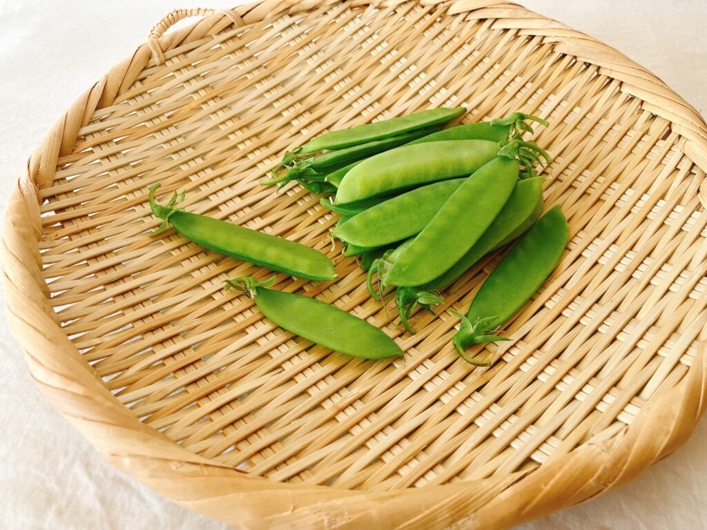 坂ノ途中の旬のお野菜セットMサイズで届いたキヌサヤエンドウ