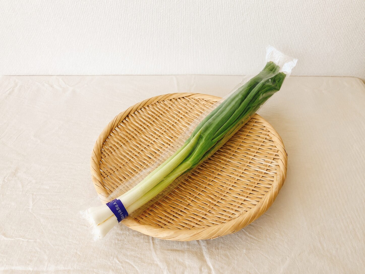 坂ノ途中の旬のお野菜セットに入っていた葉ニンニク